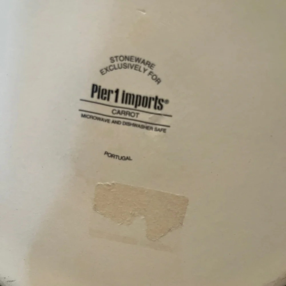 Pier 1 Imports Carrot Embossed Large Green Serving Bowl‎